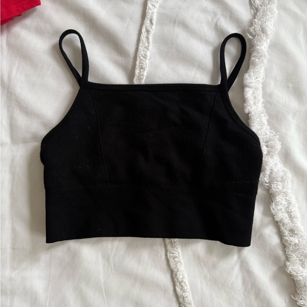 Fabletics Black Ribbed Crop Top - Picture 5 of 6